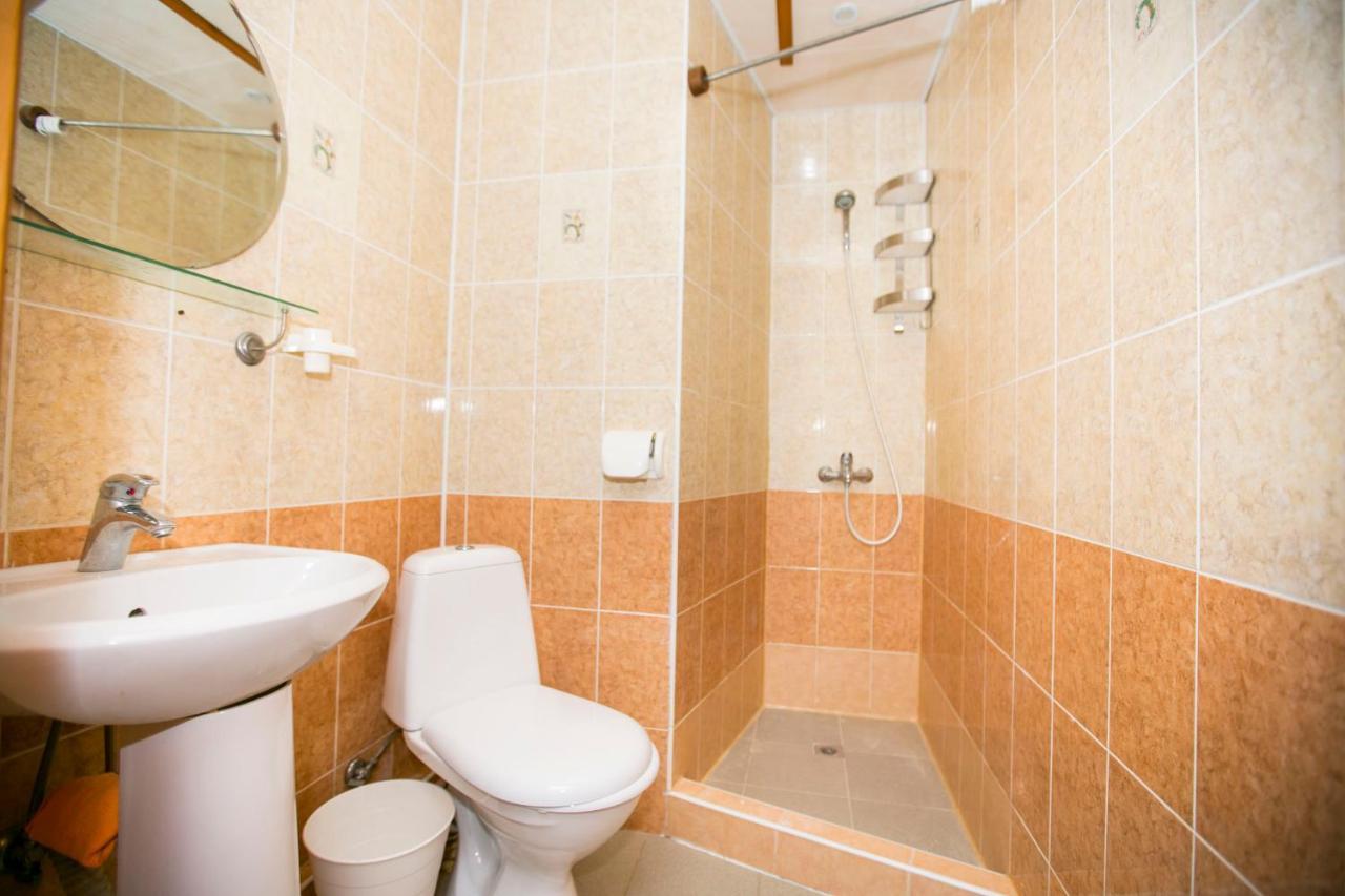Guest House Lavr Gagra Esterno foto